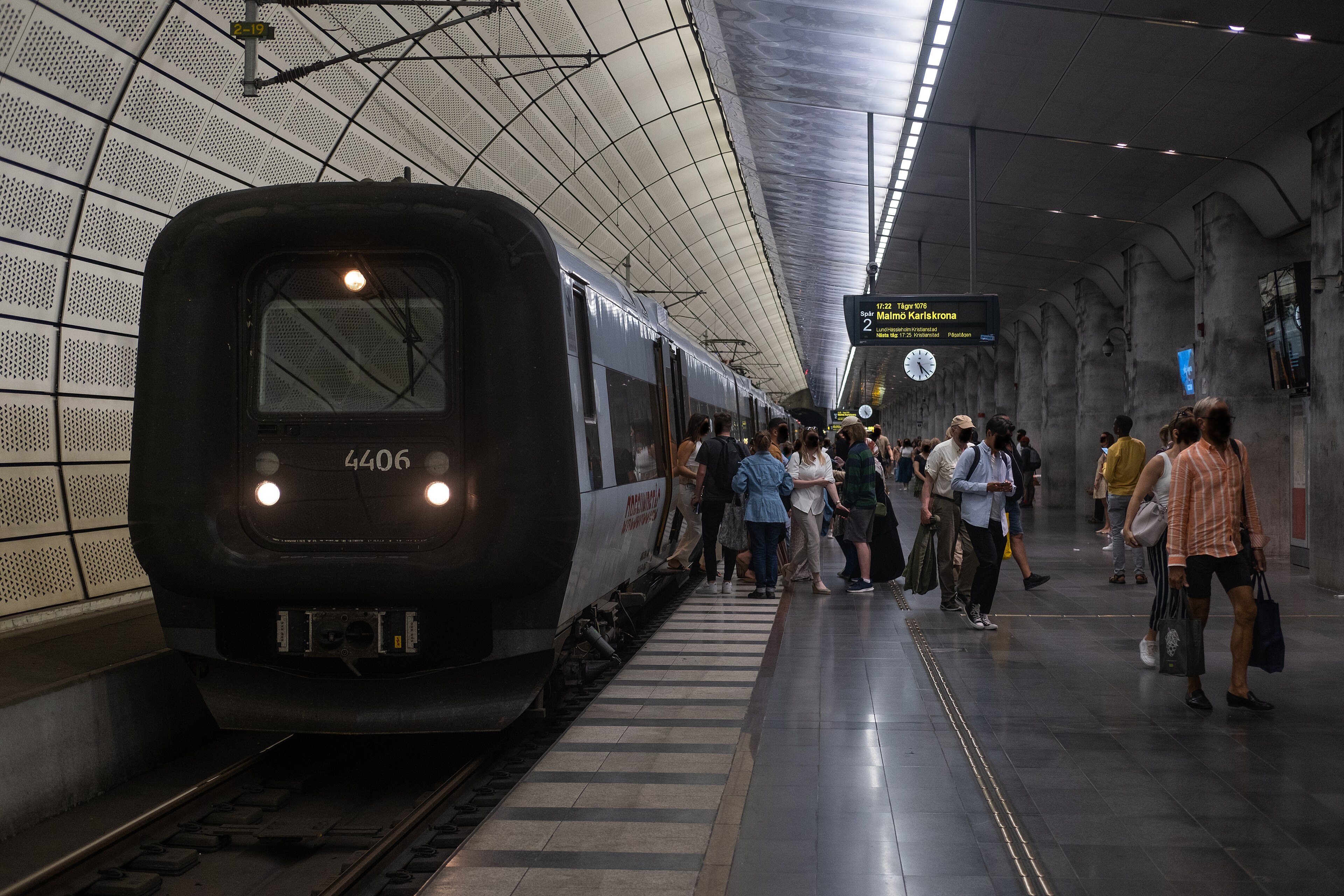 An Øresundståg regional train at Triangeln station in central Malmö